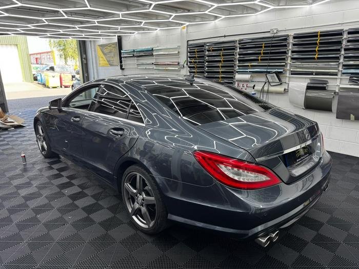 Mercedes CLS, rear windows tinted