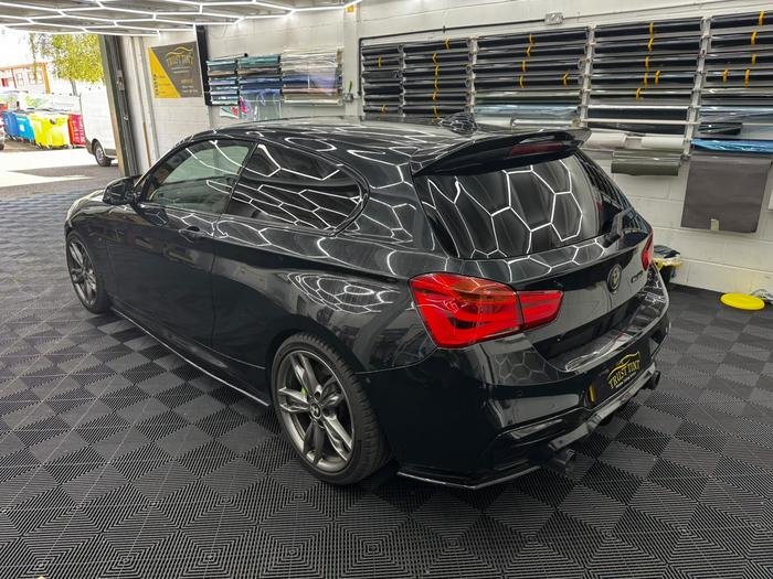 BMW 1 Series, rear windows tinted