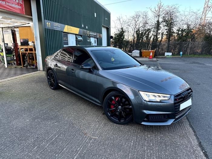 Audi S4, full window tint